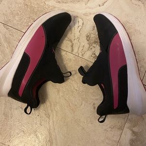 Puma woman’s shoes